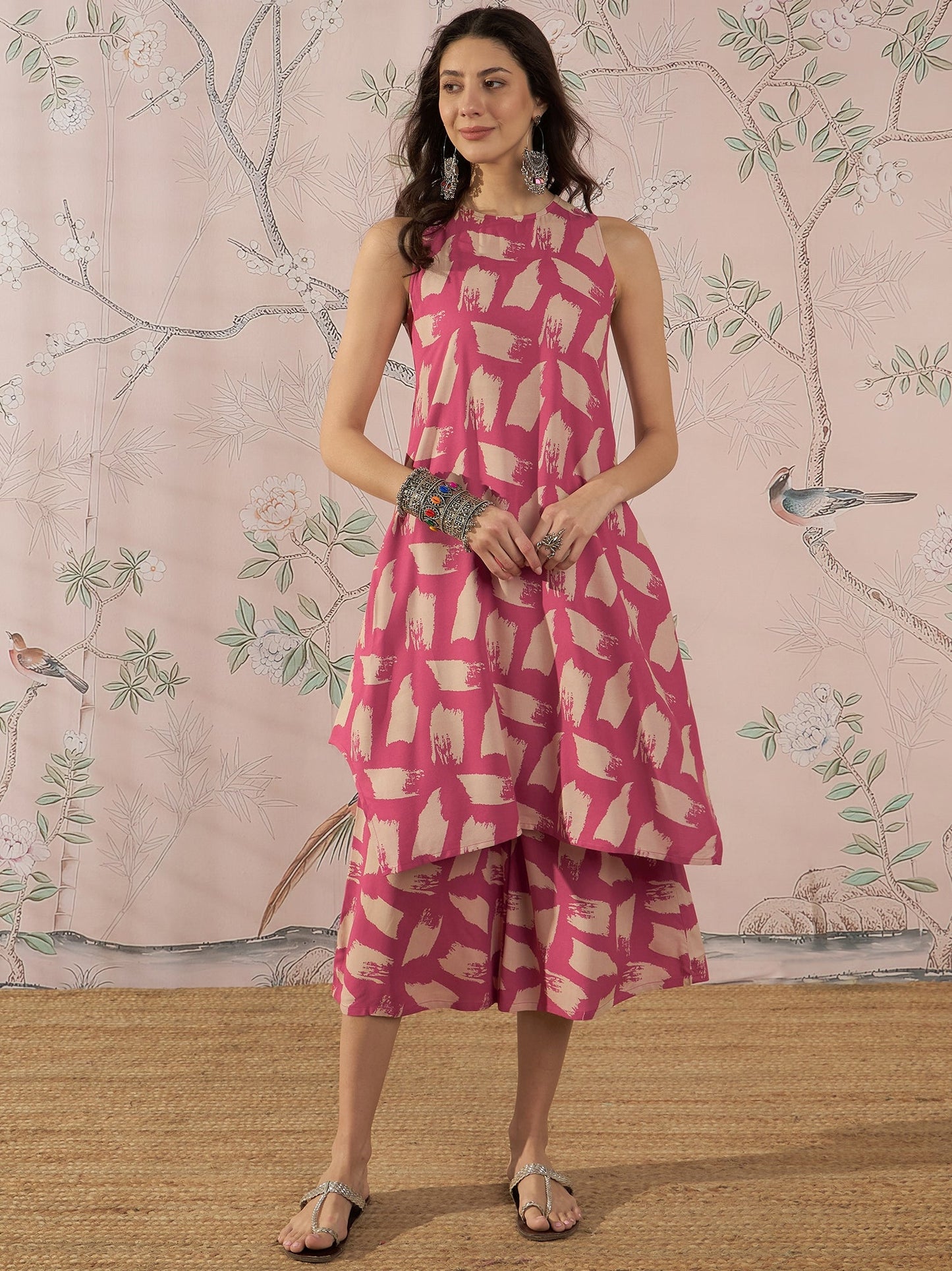 InWeave Punch Pink Beige Kurta Set - Distacart
