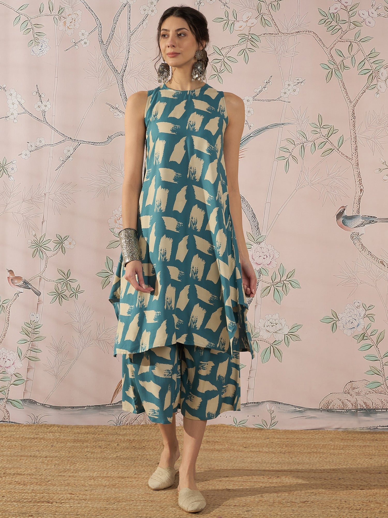 InWeave Marin Teal Beige Kurta Set - Distacart