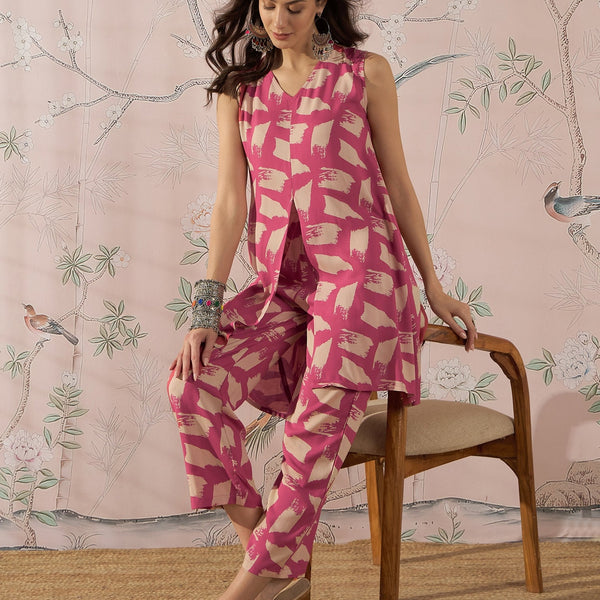 InWeave Punch Pink Beige Slit Kurta Set - Distacart
