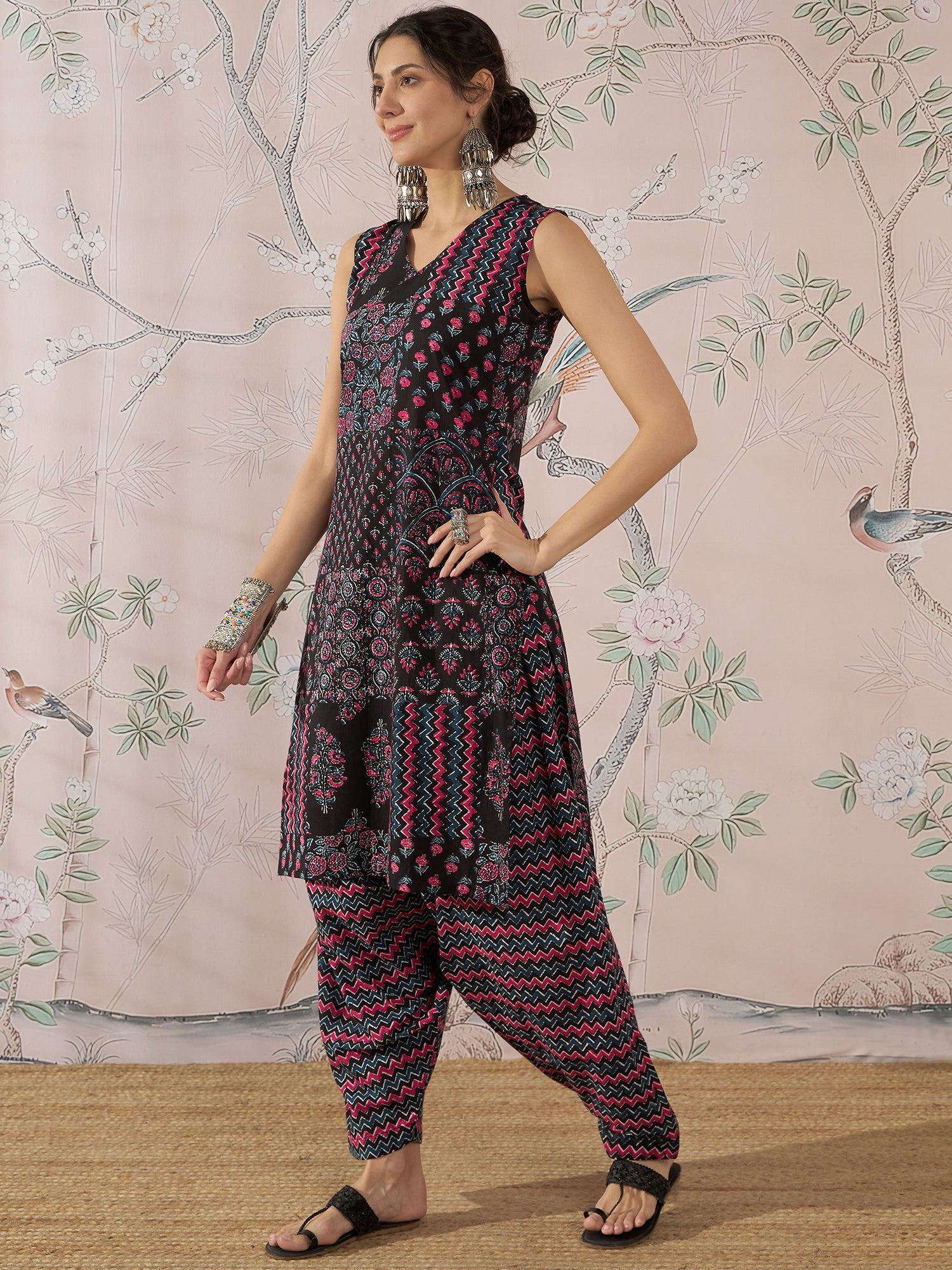 InWeave Black Pink Kurta Dhoti Set - Distacart