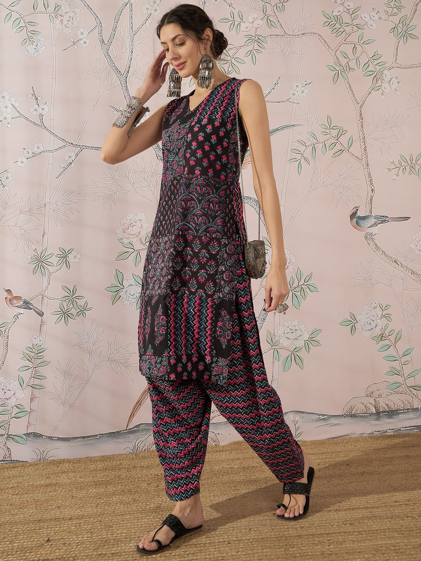 InWeave Black Pink Kurta Dhoti Set - Distacart