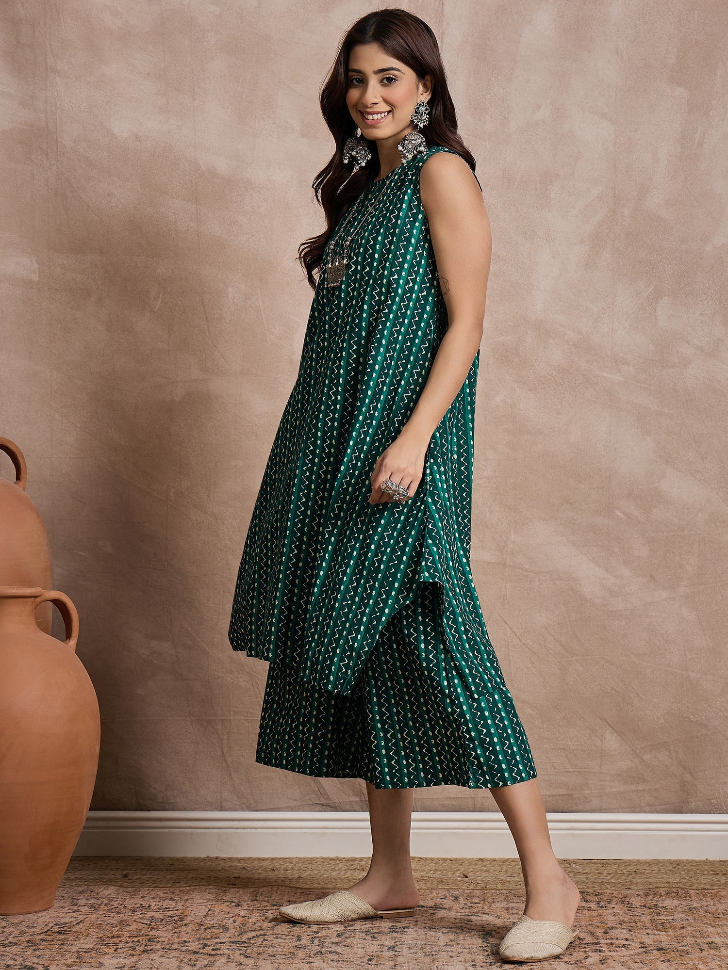 InWeave Teal Zig Zag Round Neck Kurta Set - Distacart