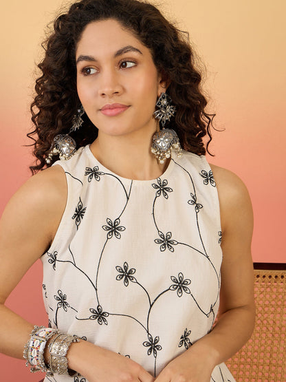 InWeave White Embroidery R Neck Black Set - Distacart