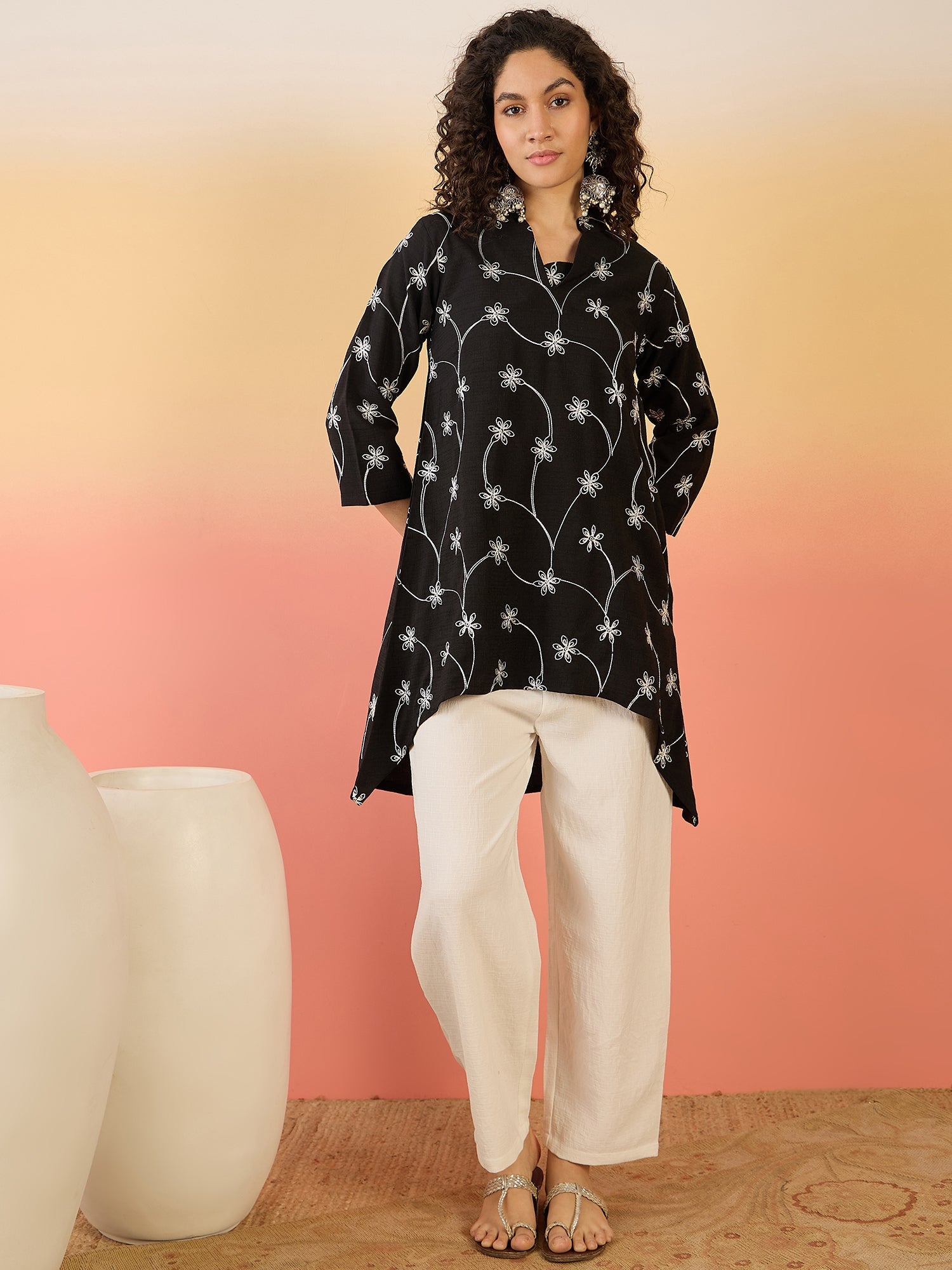 InWeave Black Embroidery Mandarin White Set - Distacart