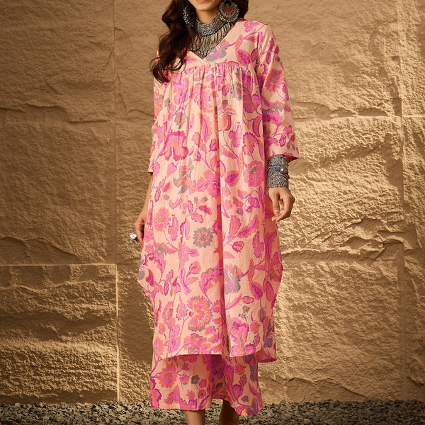 InWeave Light Peach Big V-Flared Kurta Set - Distacart