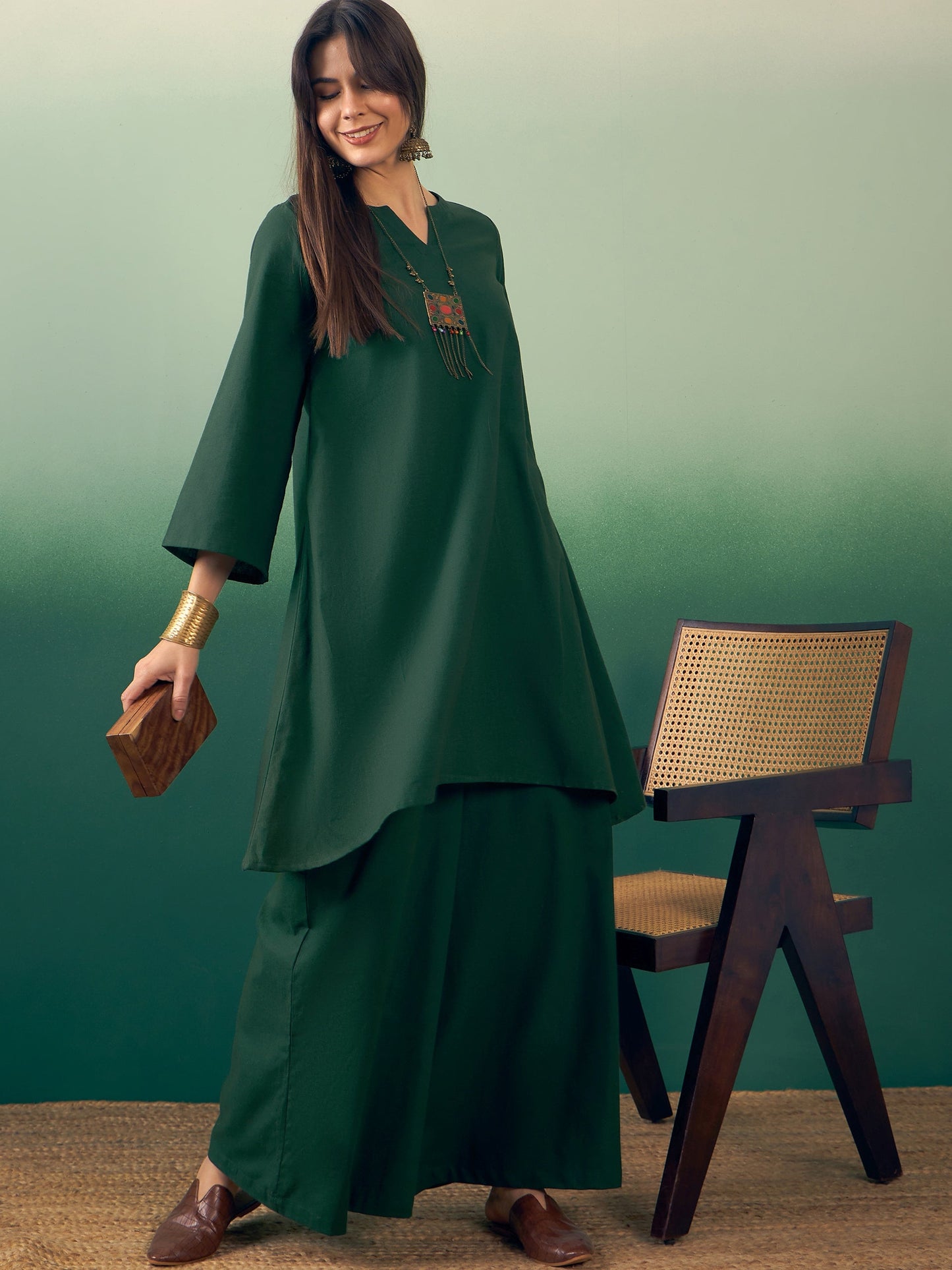 InWeave Dark Green Kurta Palazzo Set - Distacart
