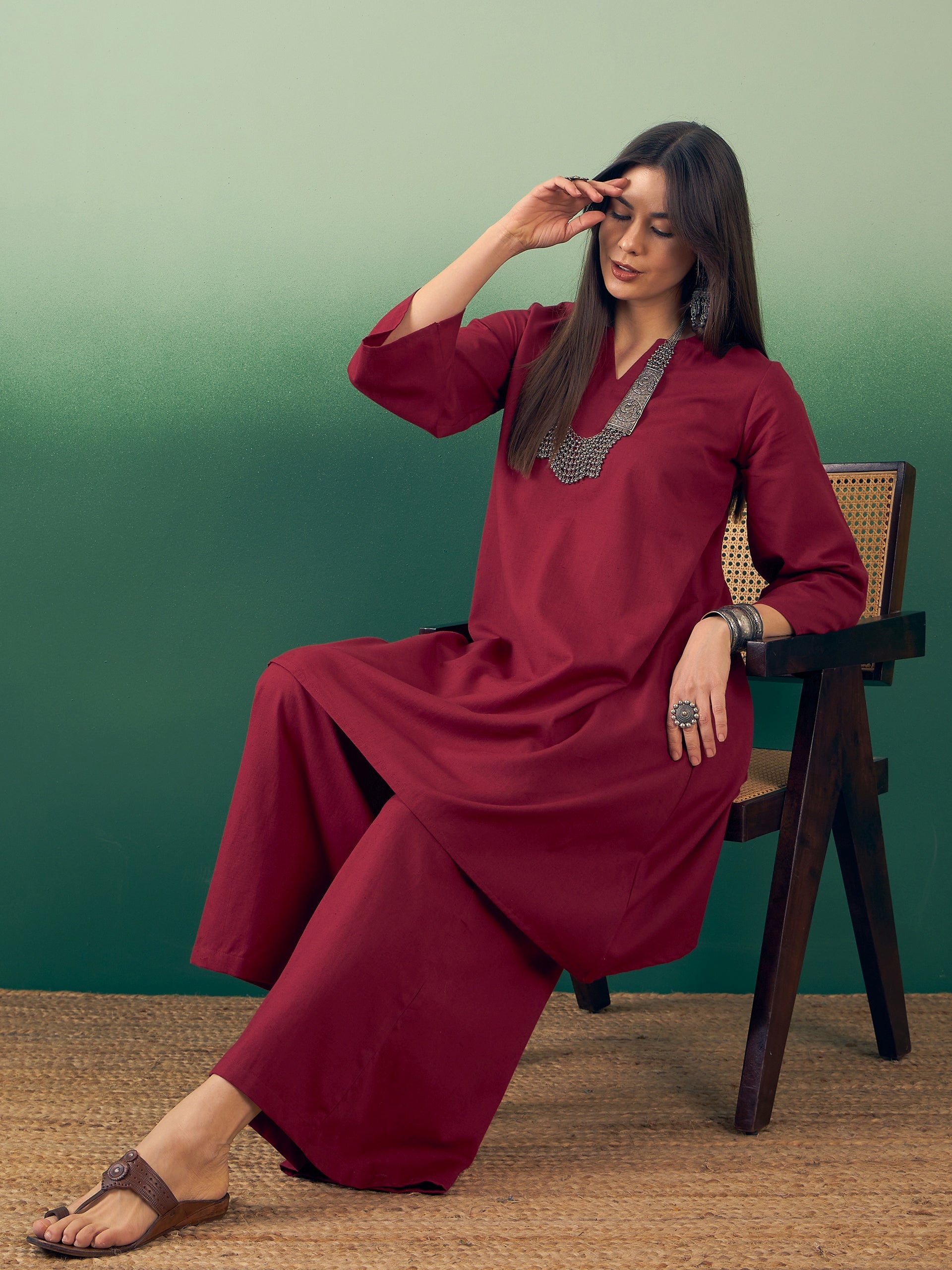 InWeave Burgundy Kurta Palazzo Set - Distacart