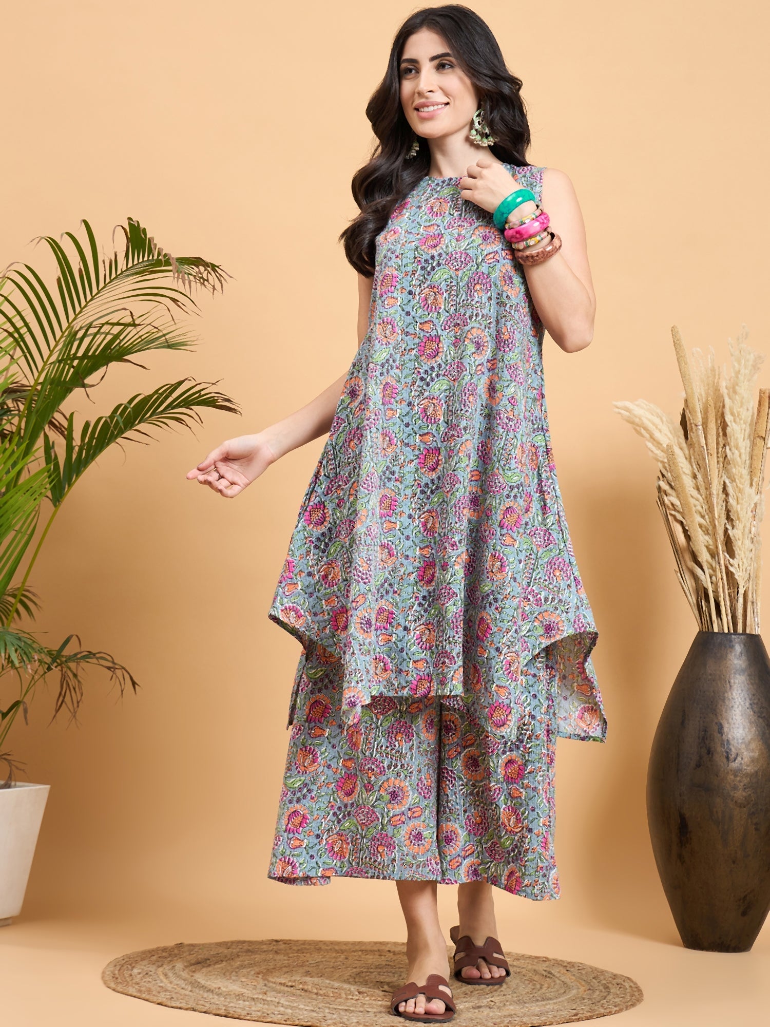 InWeave Grey Kantha Floral Jaal Short Palazzo Set