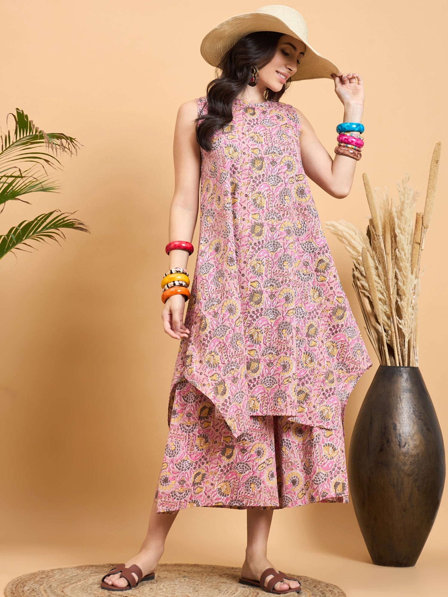 InWeave Pastel Pink Kantha Floral Jaal Short Palazzo Set - Distacart
