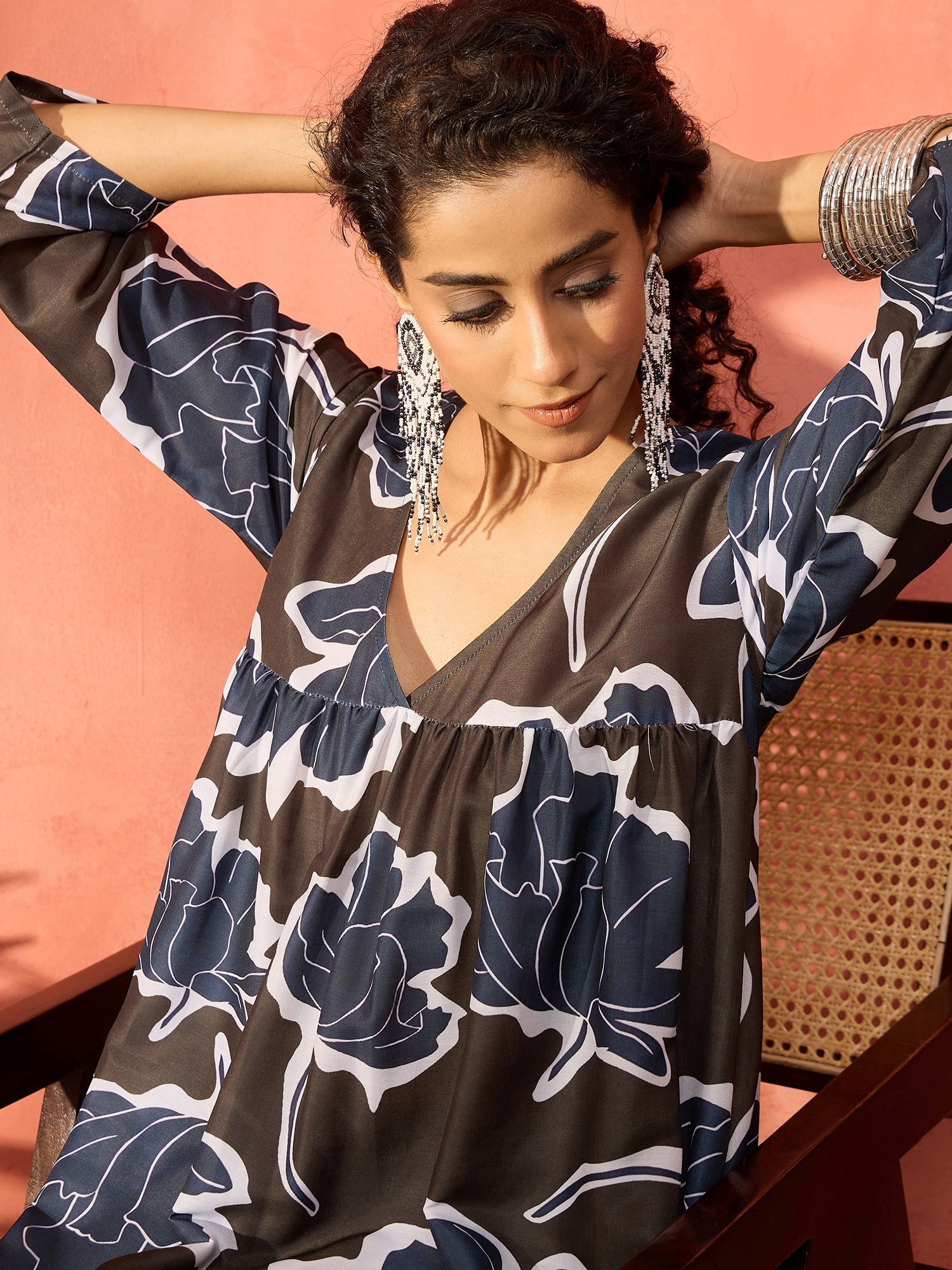 InWeave Mehendi Green Dark Teal Rose V Neck Flared Kurta Set - Distacart