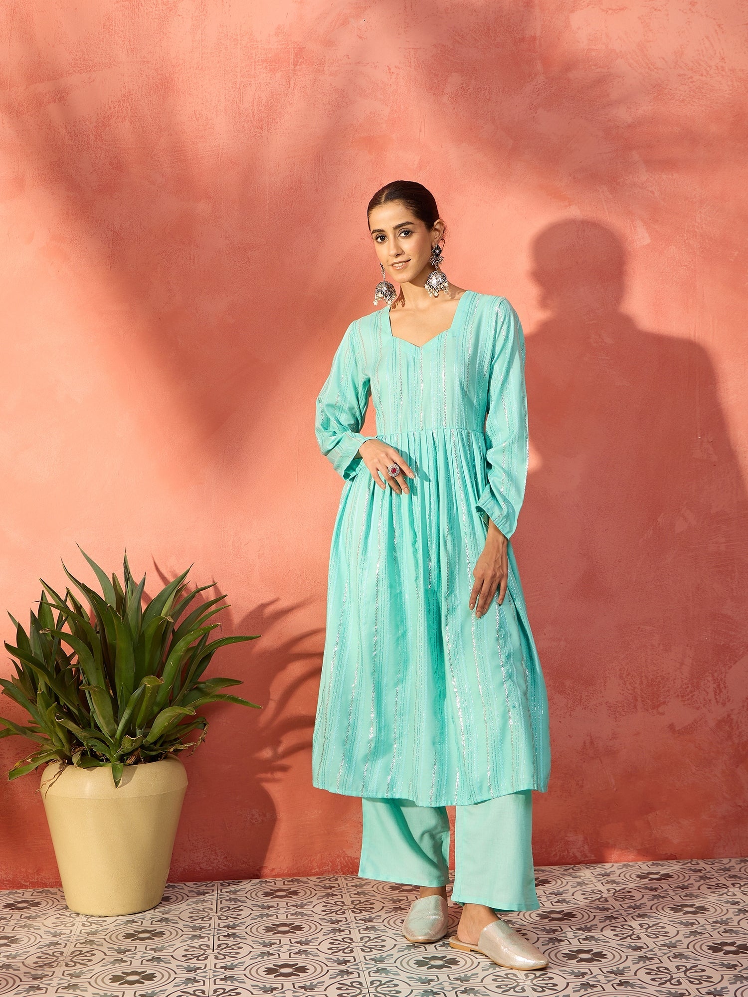 InWeave Mint Green Lurex Sweetheart Neck Short Kurta Pant Set - Distacart