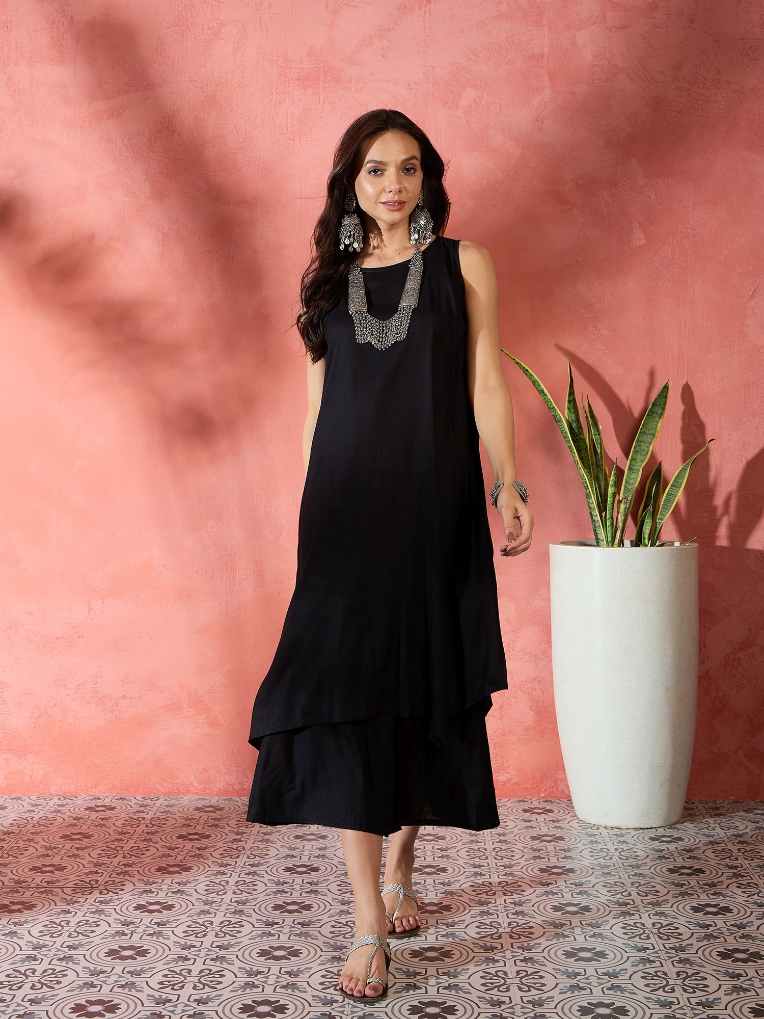 InWeave Black Kurta Short Palazzo Set - Distacart