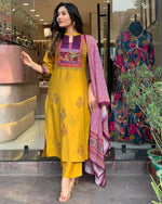 Thumbnail for Malishka Women's Mustard Chanderi Printed Kurta Set With Dupatta - Distacart