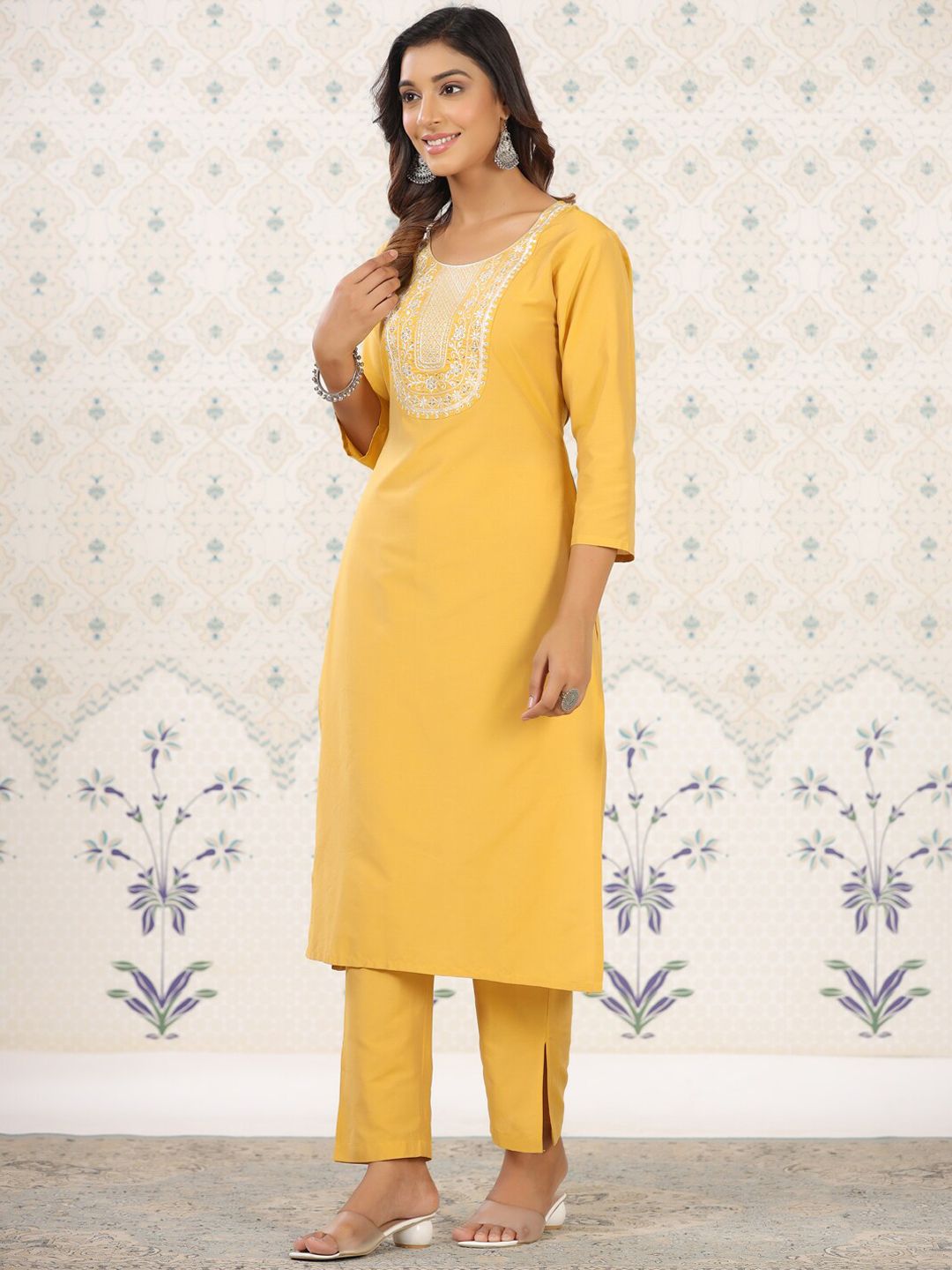 Ode by House of Pataudi Ethnic Motifs Embroidered Sequinned Kurta - Distacart