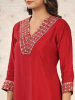 Thumbnail for Ode by House of Pataudi Women Ethnic Motifs Yoke Design Regular Thread Work Kurta with Trousers & With - Distacart