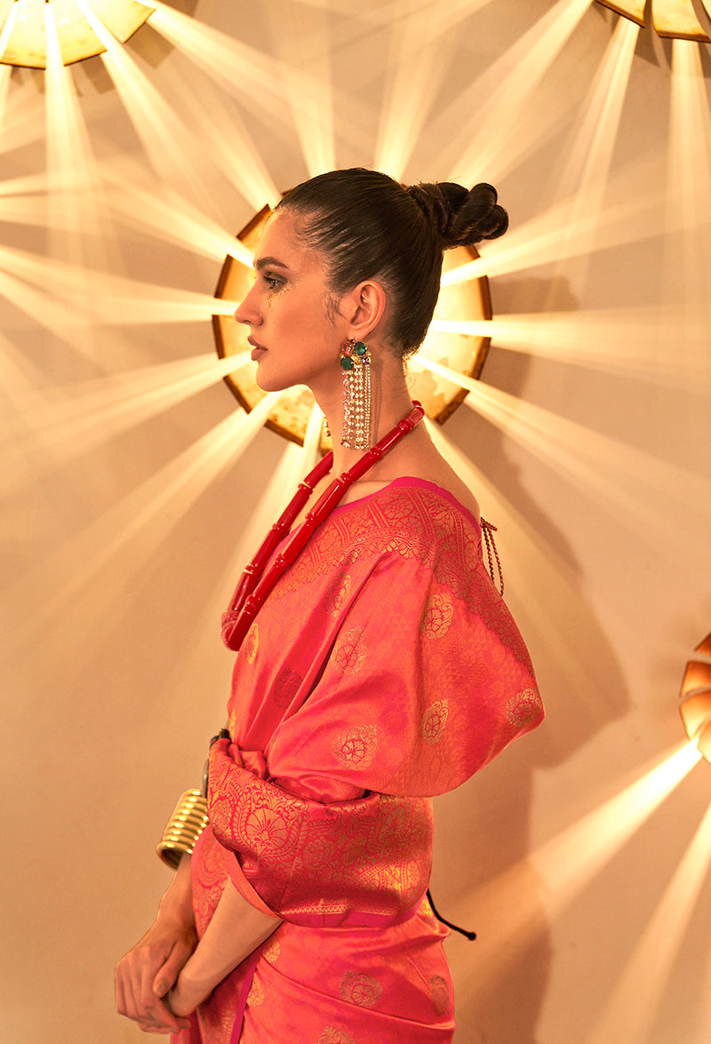 Monjolika Fashion Bright Pink Color Handloom Silk Classic Saree With Blouse