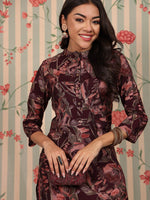 Thumbnail for Ode by House of Pataudi Floral Printed Regular Chanderi Silk Kurta with Trouser - Distacart