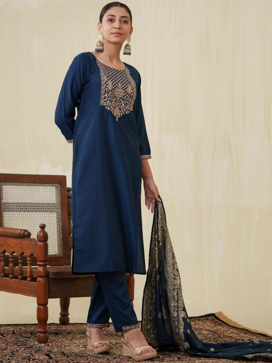 Ode by House of Pataudi Ethnic Motifs Yoke Design Sequinned Kurta With Trousers & Dupatta - Distacart