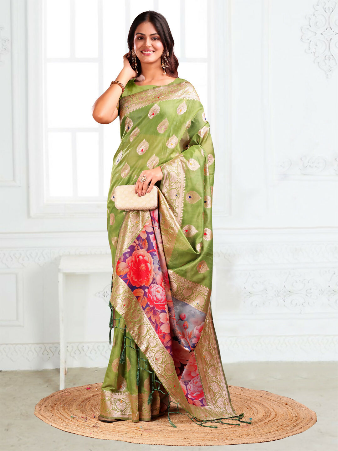 Astita Linen Cotton Green Saree