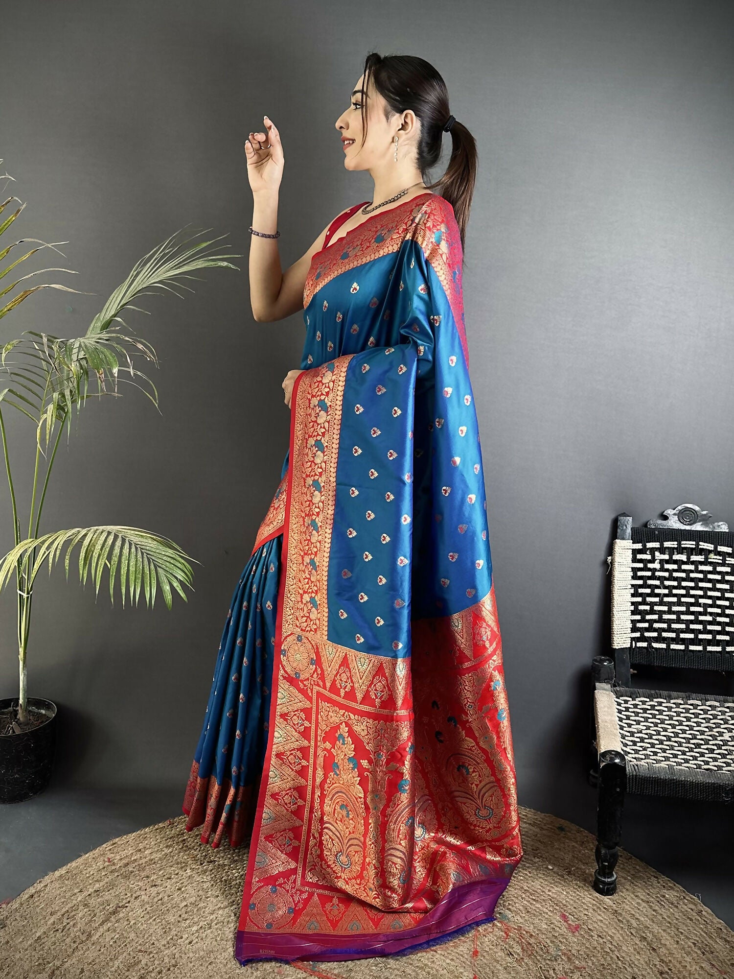 Joban Fashion Blue Intricate Motifs Soft Silk Banarasi Saree - Dista