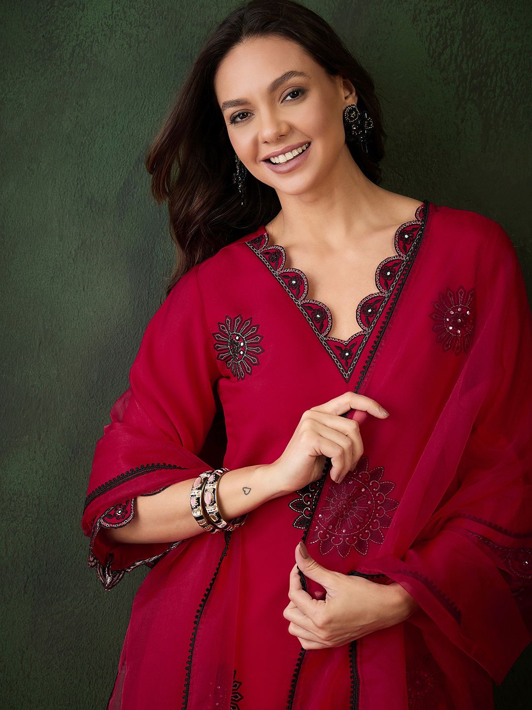 Sangria Zari Sequence Embroidered Kurta & Trouser With Dupatta - Distacart
