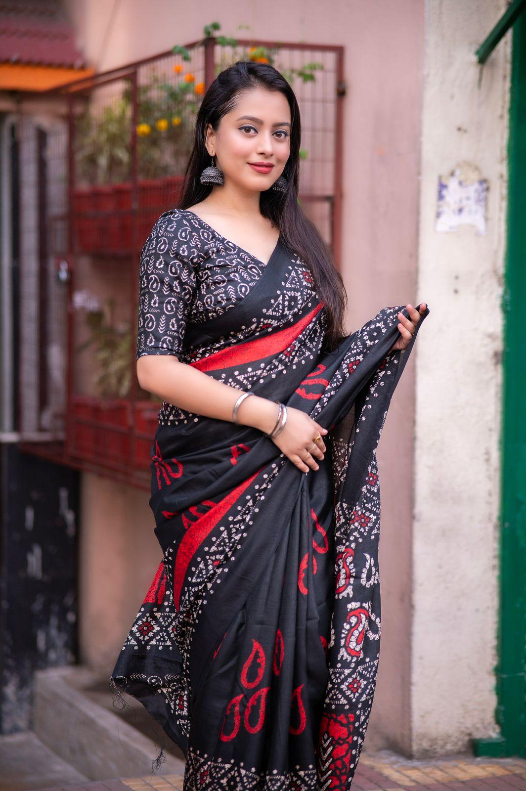 Black Silk Blend Ethnic Motifs Saree with Unstitched Blouse - A2M - Distacart