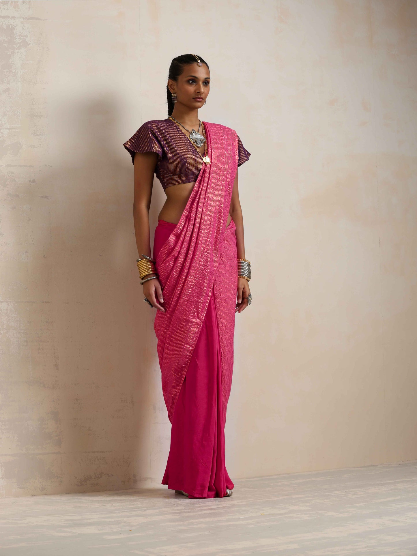 trueBrowns Pink Gold Metallic Ready To Wear Saree - Distacart