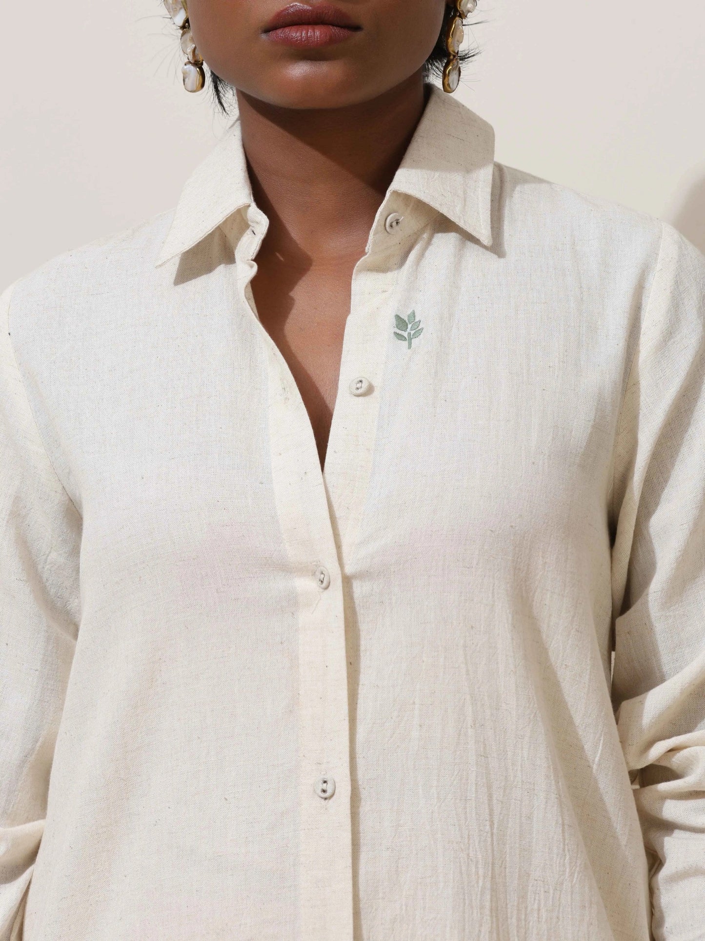 trueBrowns Off-White Cotton Linen Kurta Co-Ord Set - Distacart