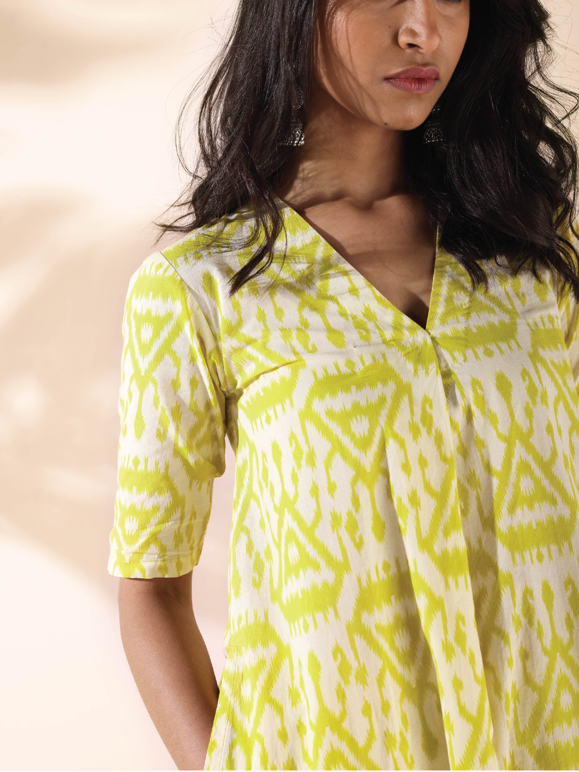 trueBrowns Lime Cotton Ikat Kurta Pant Set - Distacart