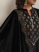 Thumbnail for trueBrowns Black Velvet Geometric Embroidered Kurta Pant Dupatta Set