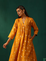 Thumbnail for trueBrowns Mustard Geometric Floral Viscose Silk Front Gathered Kurta Pant Set - Distacart