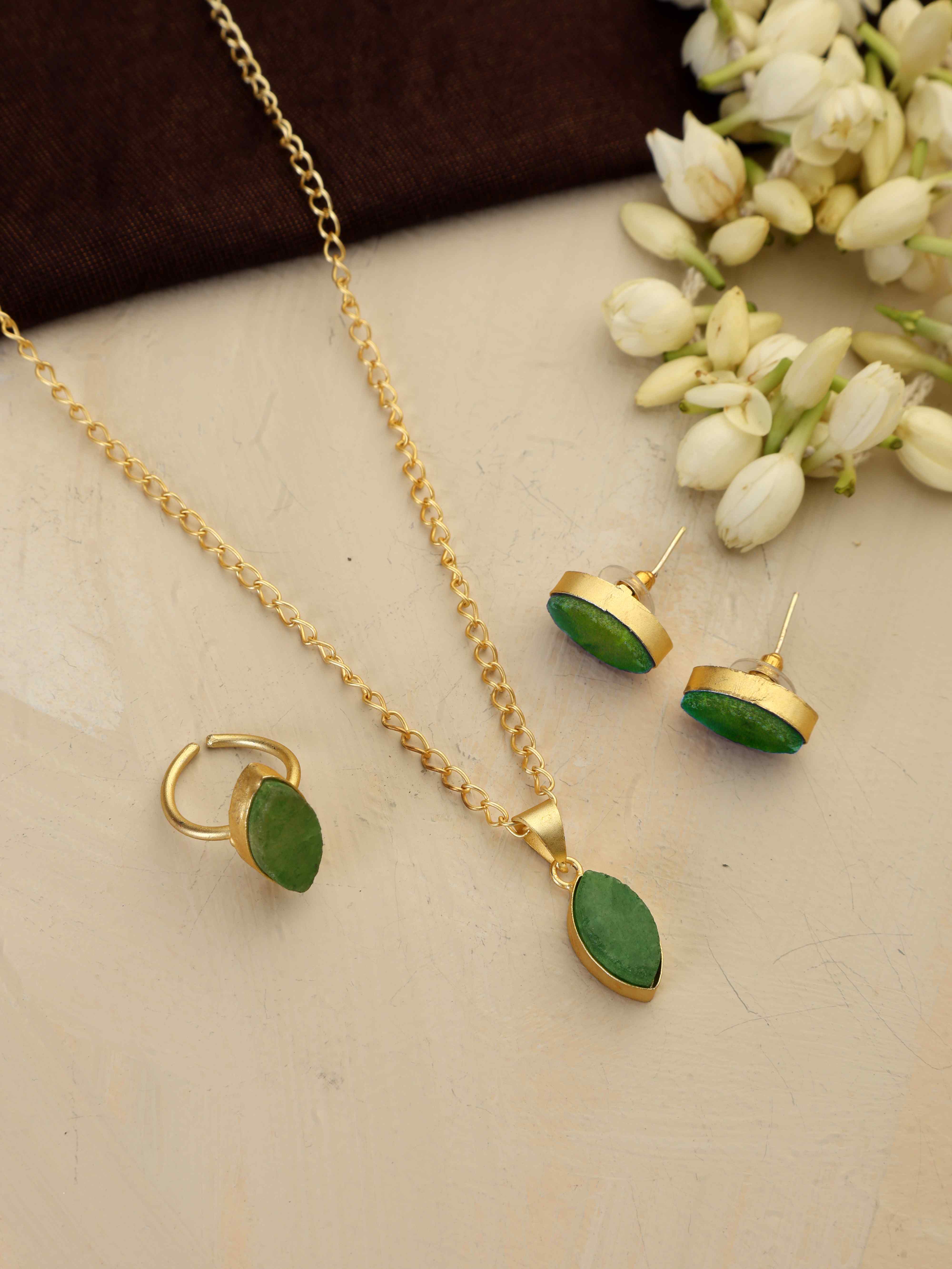 trueBrowns Gold Tone Green Stone Pendant Set - Distacart