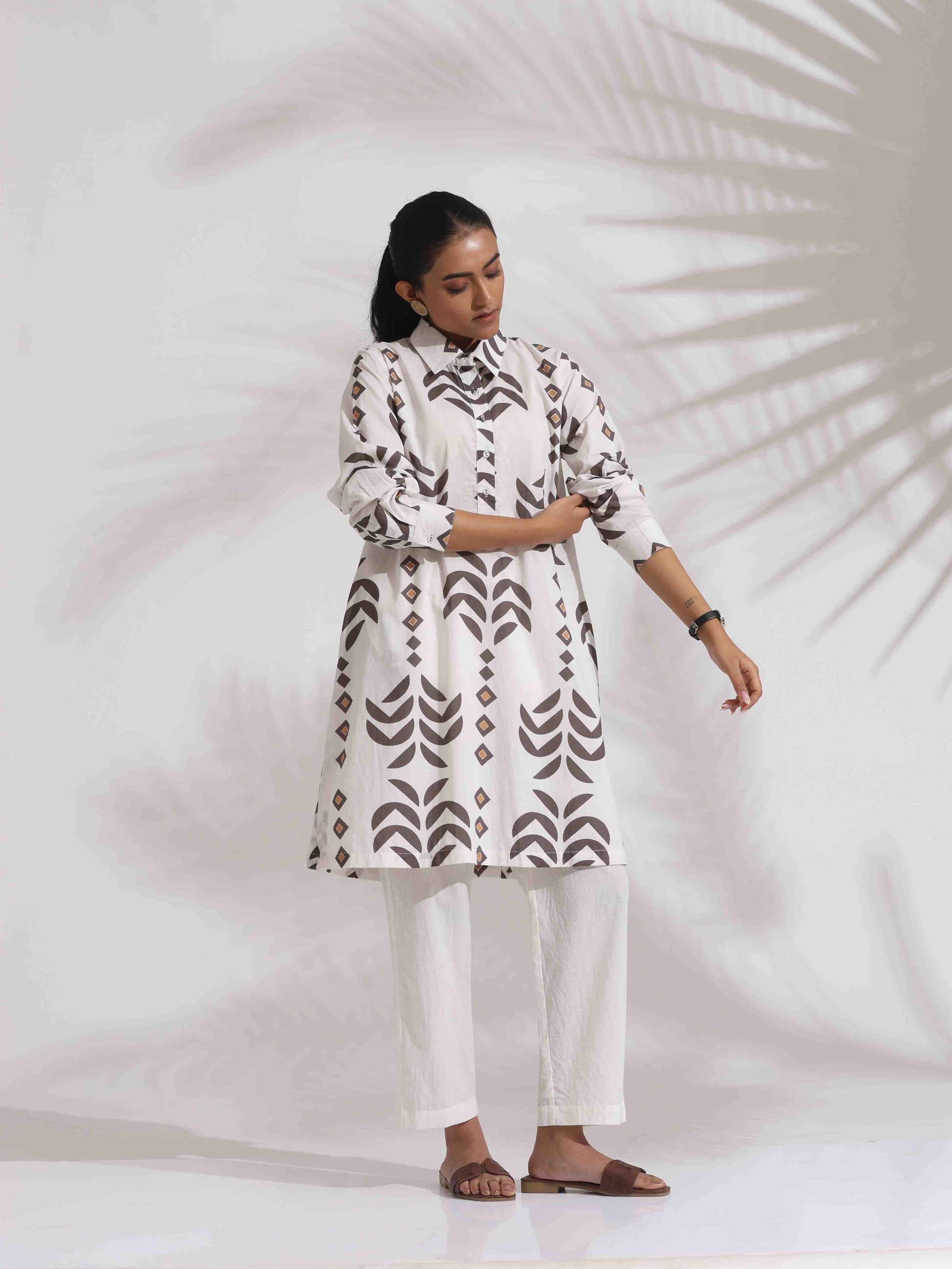 trueBrowns White Cotton Stripe Print Kurta Co-ord Set - Distacart