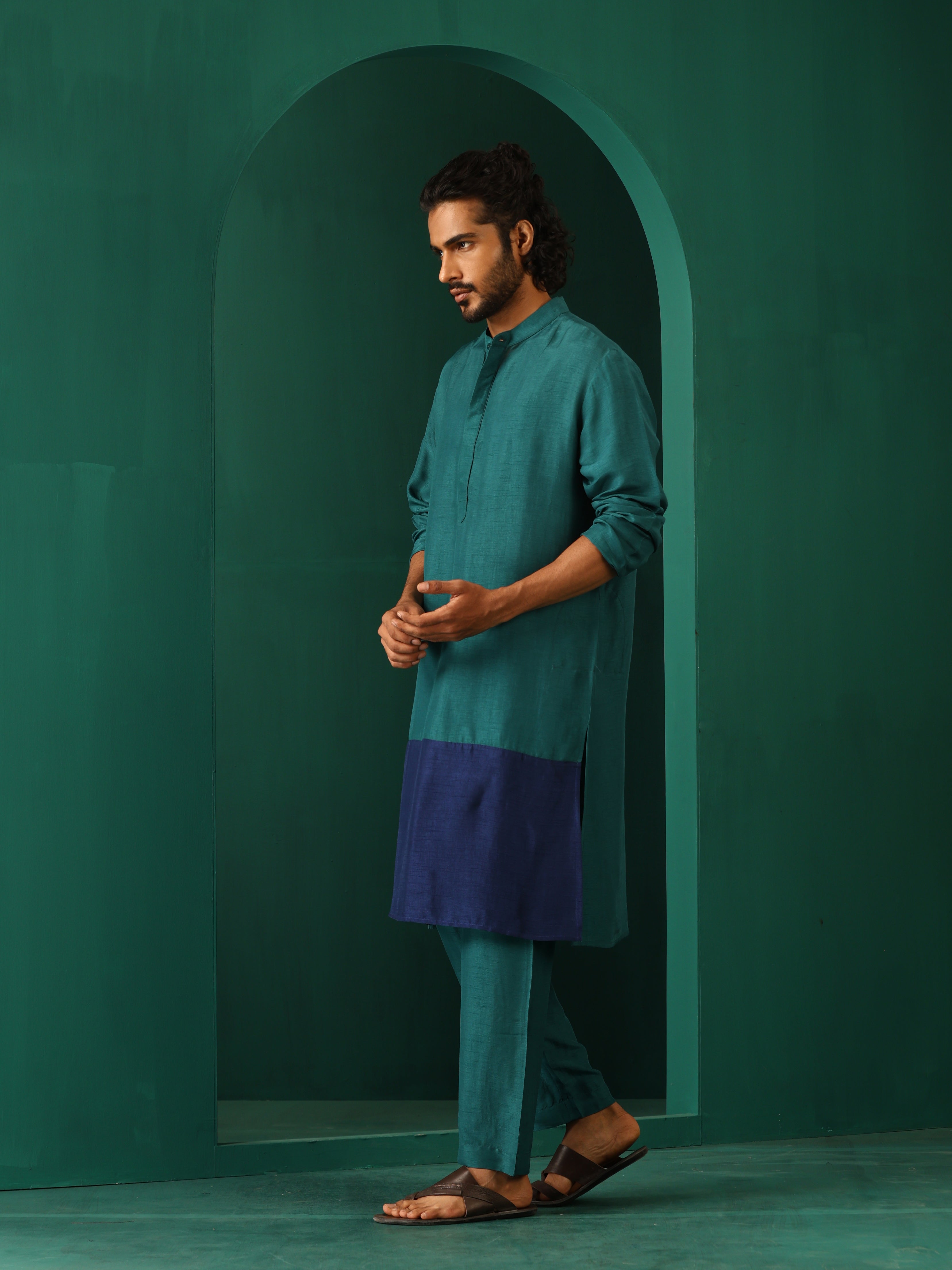 trueBrowns Men's Blue Color Block Silk Long Kurta - Distacart
