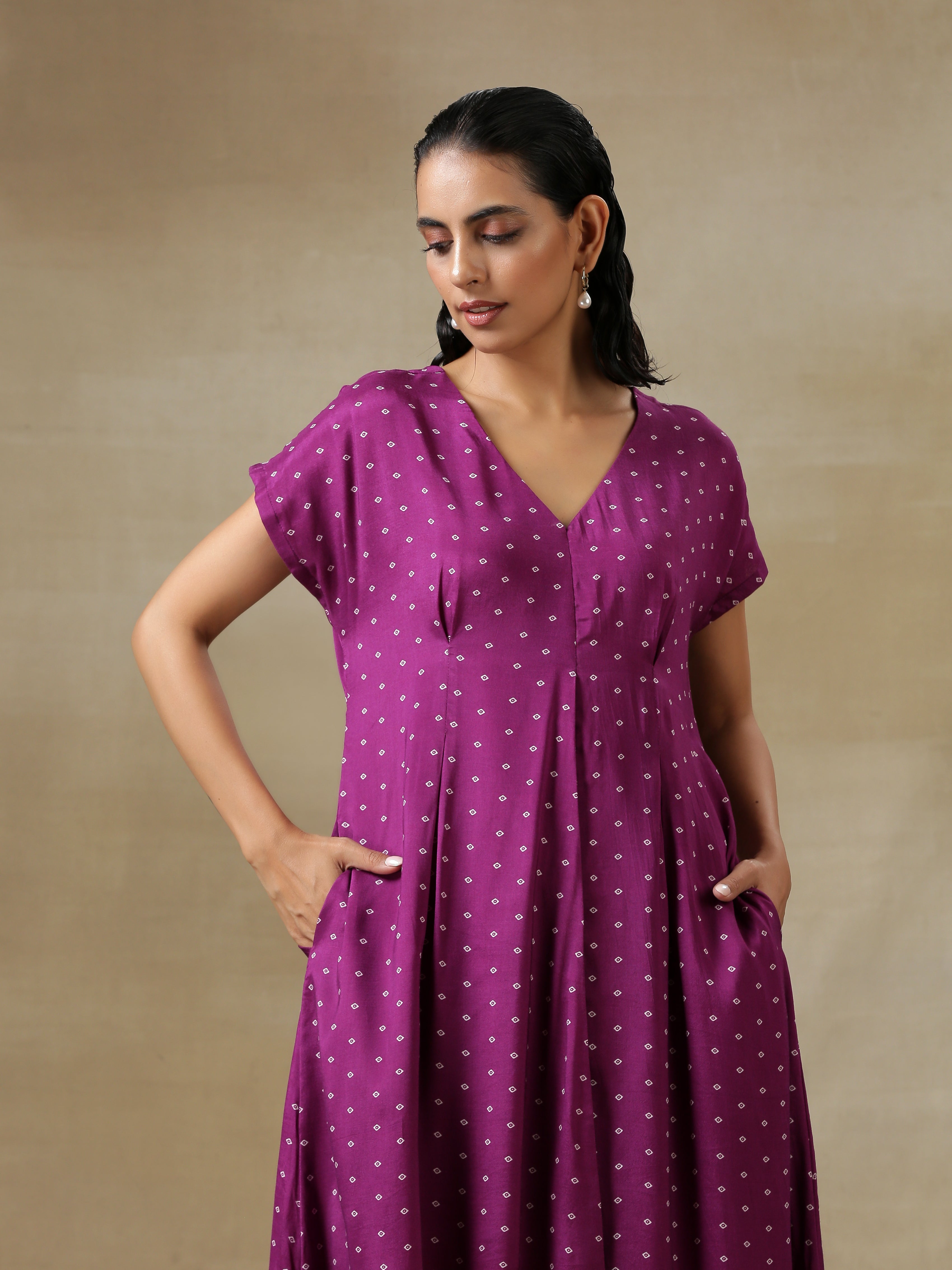 trueBrowns Purple Bandhani Printed Silk Drop Shoulder Kurta Pant Set - Distacart