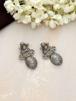 Thumbnail for trueBrowns Silver Tone Oval Drop Earrings - Distacart