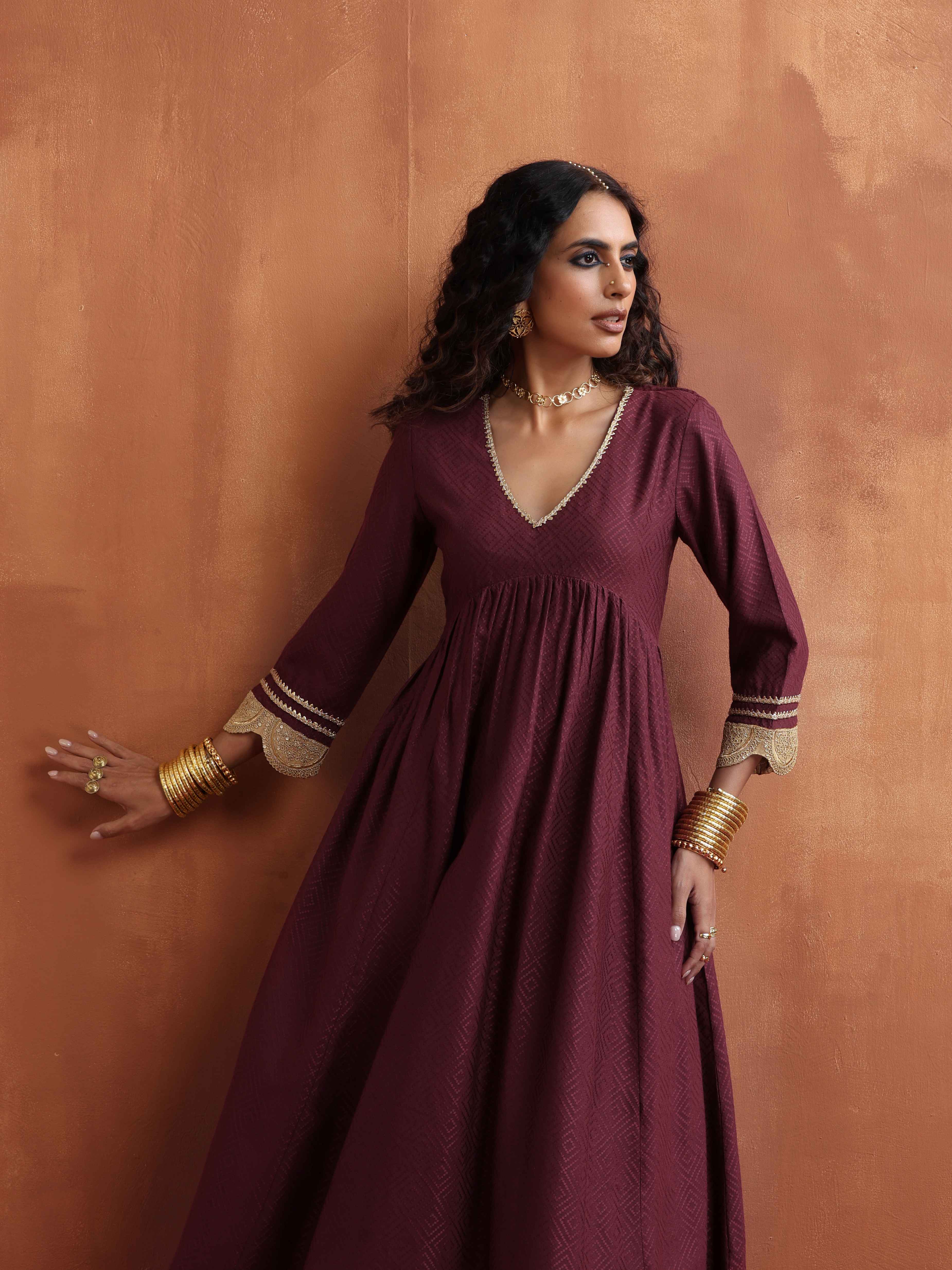 trueBrowns Maroon Flared Anarkali Kurta Set - Distacart