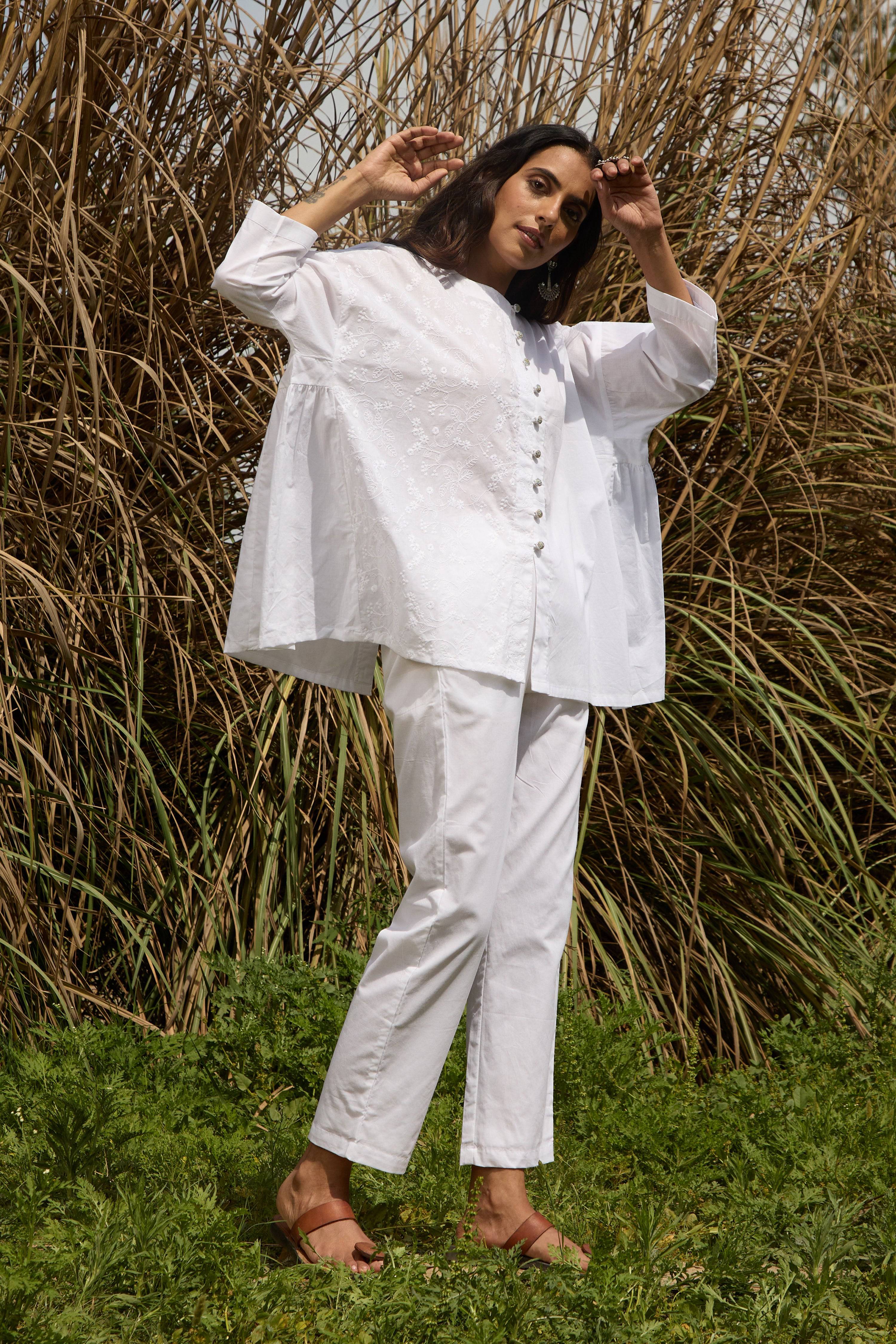 trueBrowns White Cotton Embroidered Relaxed Co-ord Set - Distacart