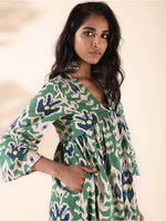 Thumbnail for trueBrowns Green Cotton Ikat Flared Kurta Pant Set - Distacart