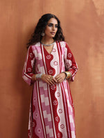 Thumbnail for trueBrowns Pink Abstract Print High Slit Kurta Set - Distacart