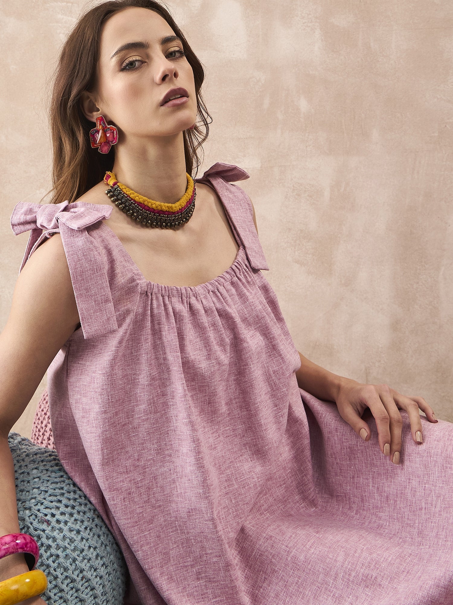 InWeave Dull Pink Linen Round Pleat Bow Dress