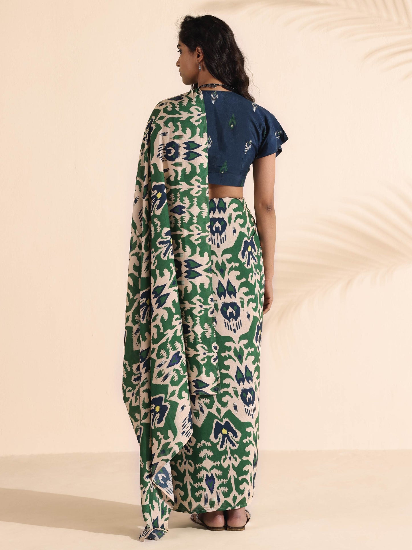 trueBrowns Green Blue Muslin Ikat Saree - Distacart