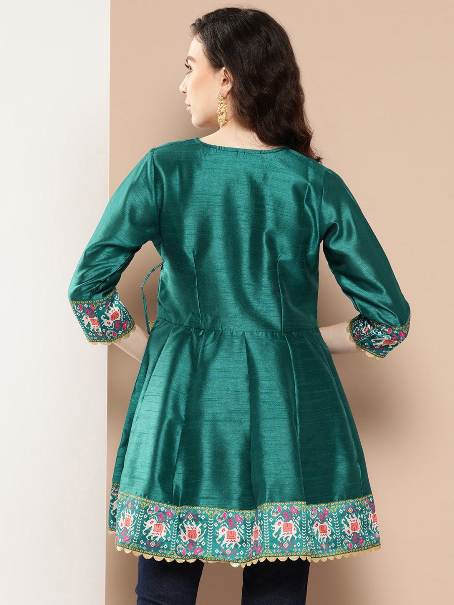 Ahalyaa Embroidered Ethnic Tunic - Distacart