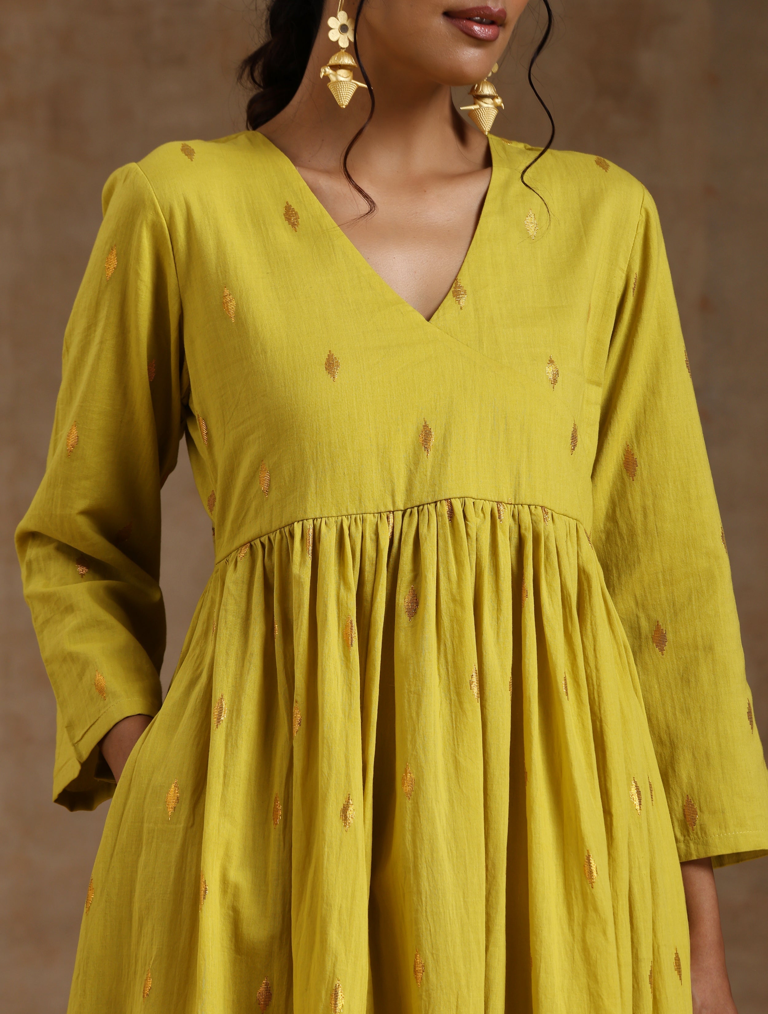 trueBrowns Lime Gold Cotton Kalidar Kurta Set - Distacart