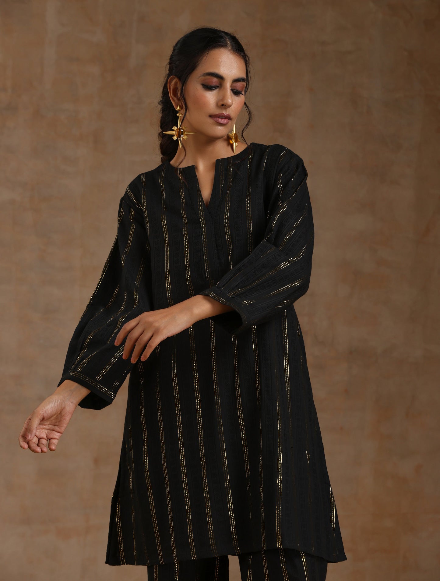trueBrowns Black Gold Cotton Relaxed Co-Ord Set - Distacart
