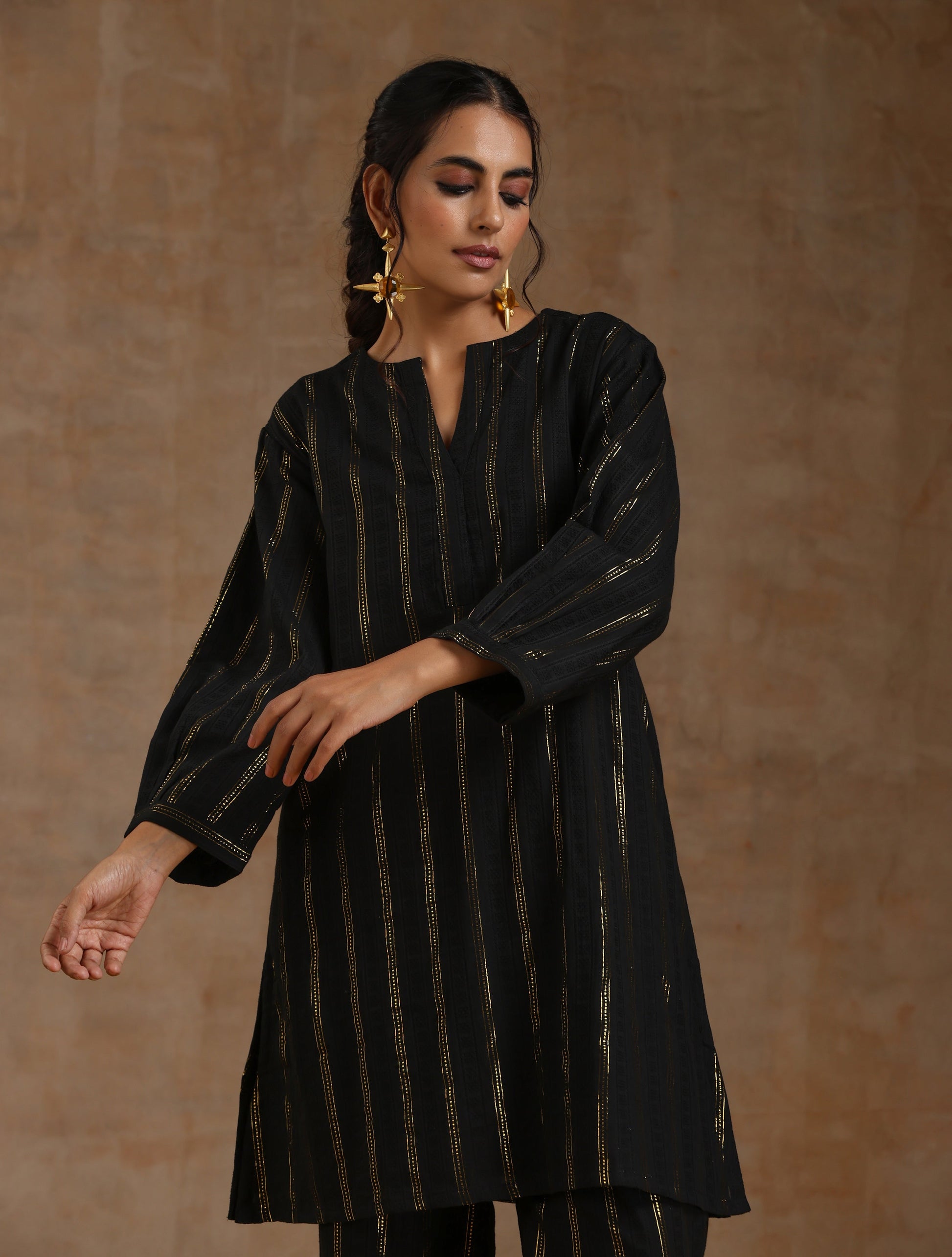 trueBrowns Black Gold Cotton Relaxed Co-Ord Set - Distacart