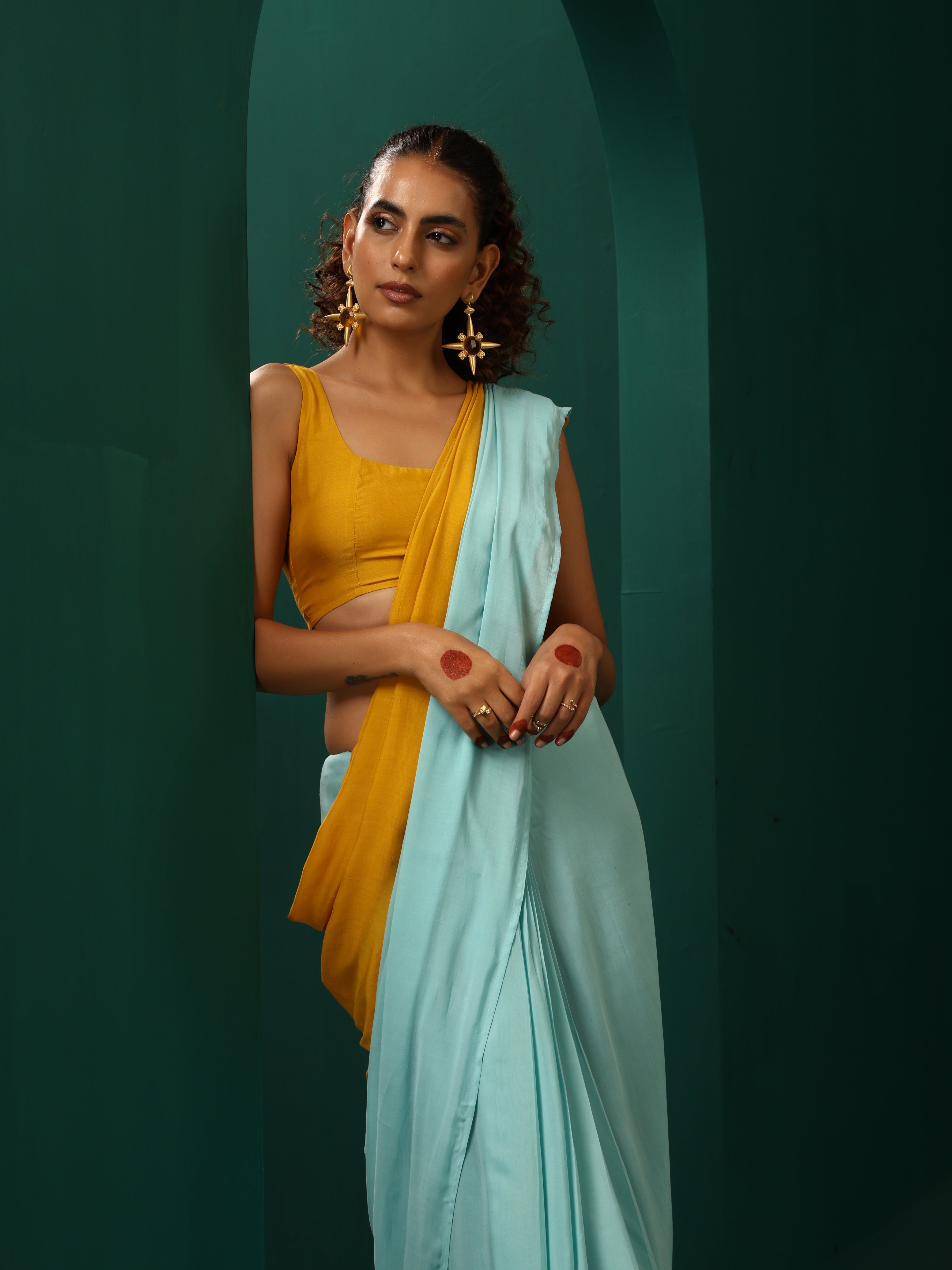 trueBrowns Blue Mustard Muslin Silk Ready to Wear Saree - Distacart