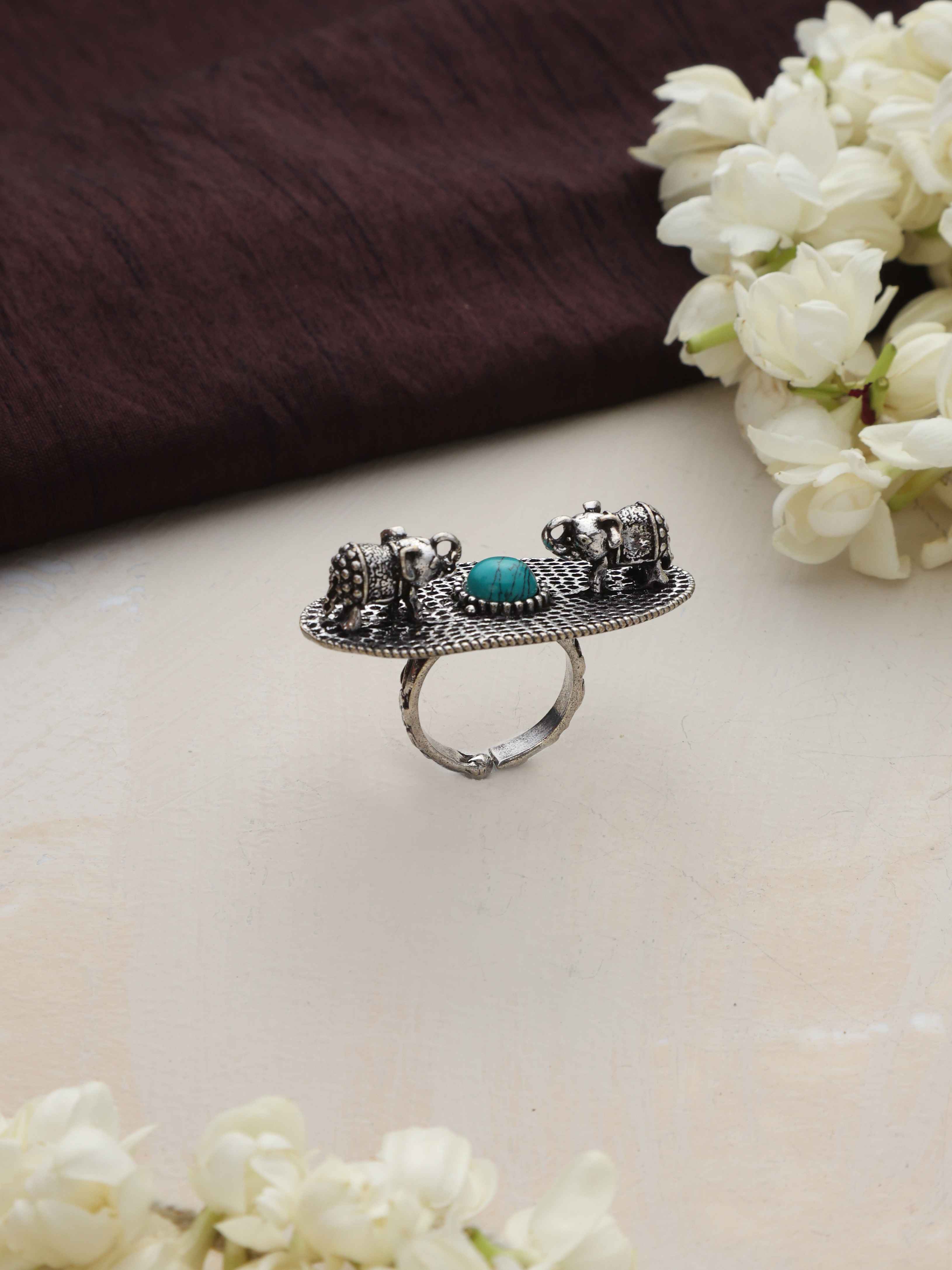 trueBrowns Silver Tone Abstract Oval Ring - Distacart