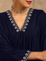 Thumbnail for trueBrowns Midnight Blue Velvet Embroidered Kurta - Distacart