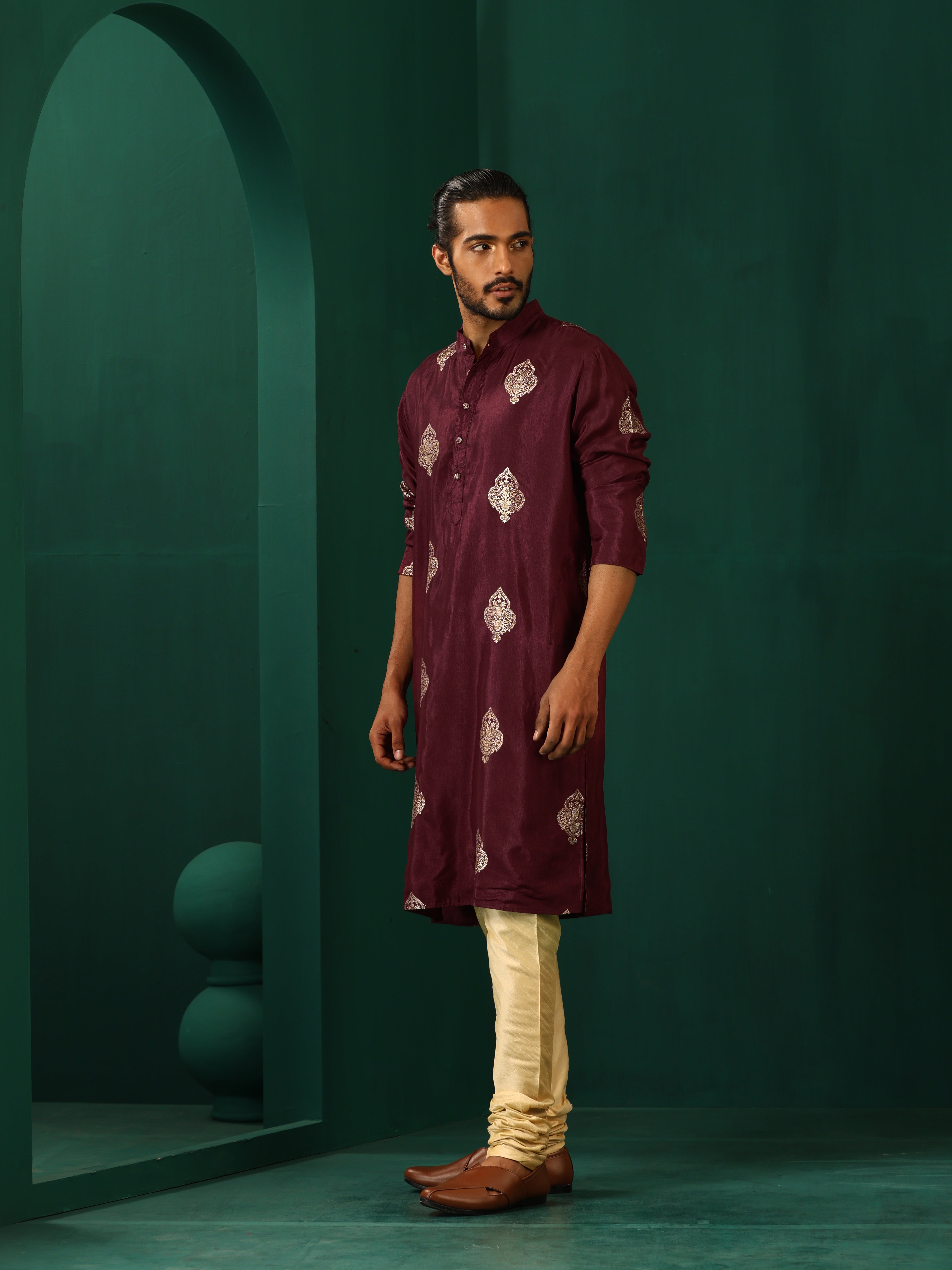 trueBrowns Men's Wine Geometric Viscose Silk Long Kurta - Distacart
